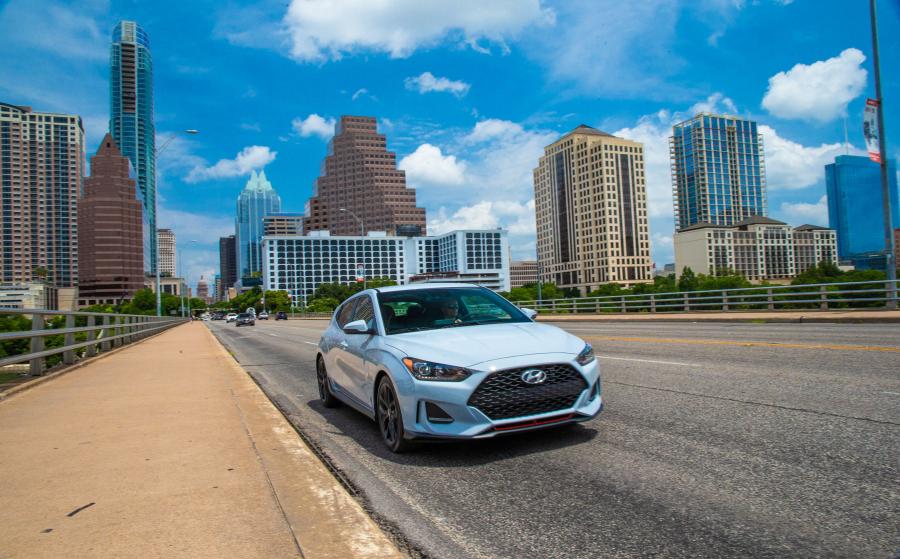  Hyundai Veloster Turbo R-Spec 2018 года  (NA) (фото 40 из 44)